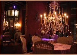 Le Salon Des Lumieres